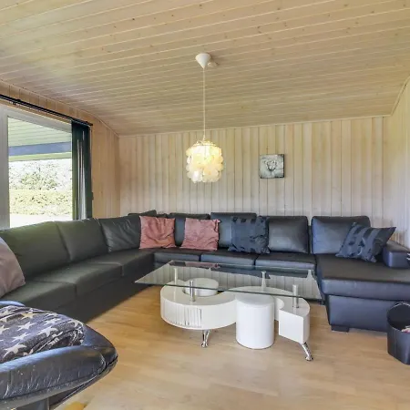 Susan - 600m From The Sea In Nw Jutland By Interhome Løkken