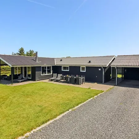Nyaraló Susan - 600m From The Sea In Nw Jutland By Interhome *